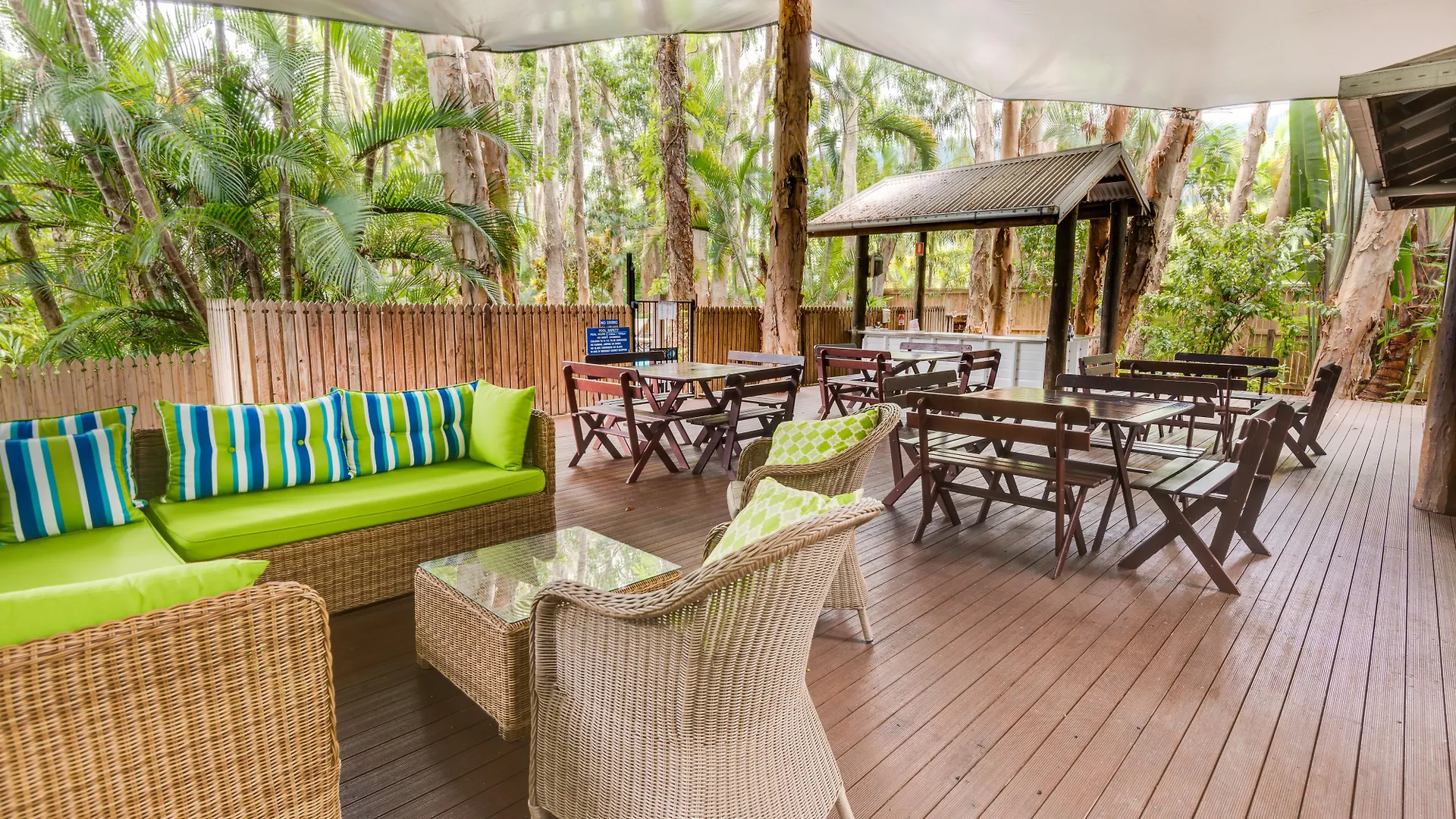 Resort The Reef Retreat Palm Cove Hotel