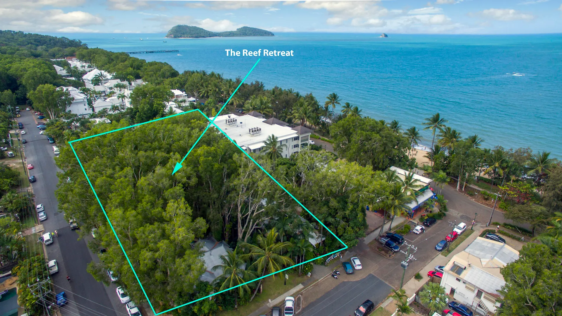 The Reef Retreat Palm Cove Hotel
