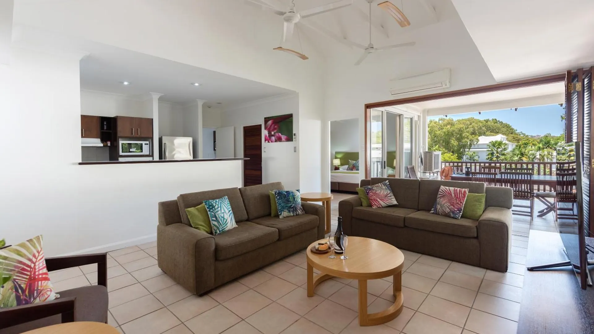 The Reef Retreat Palm Cove Hotel Resort