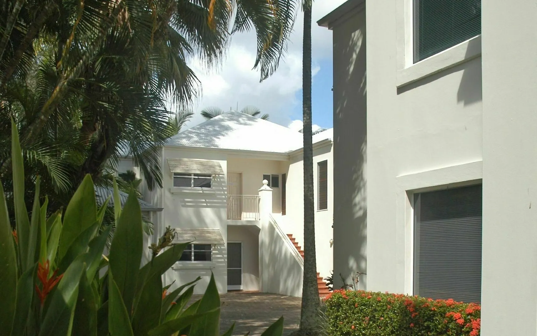 The Reef Retreat Palm Cove Hotel Resort
