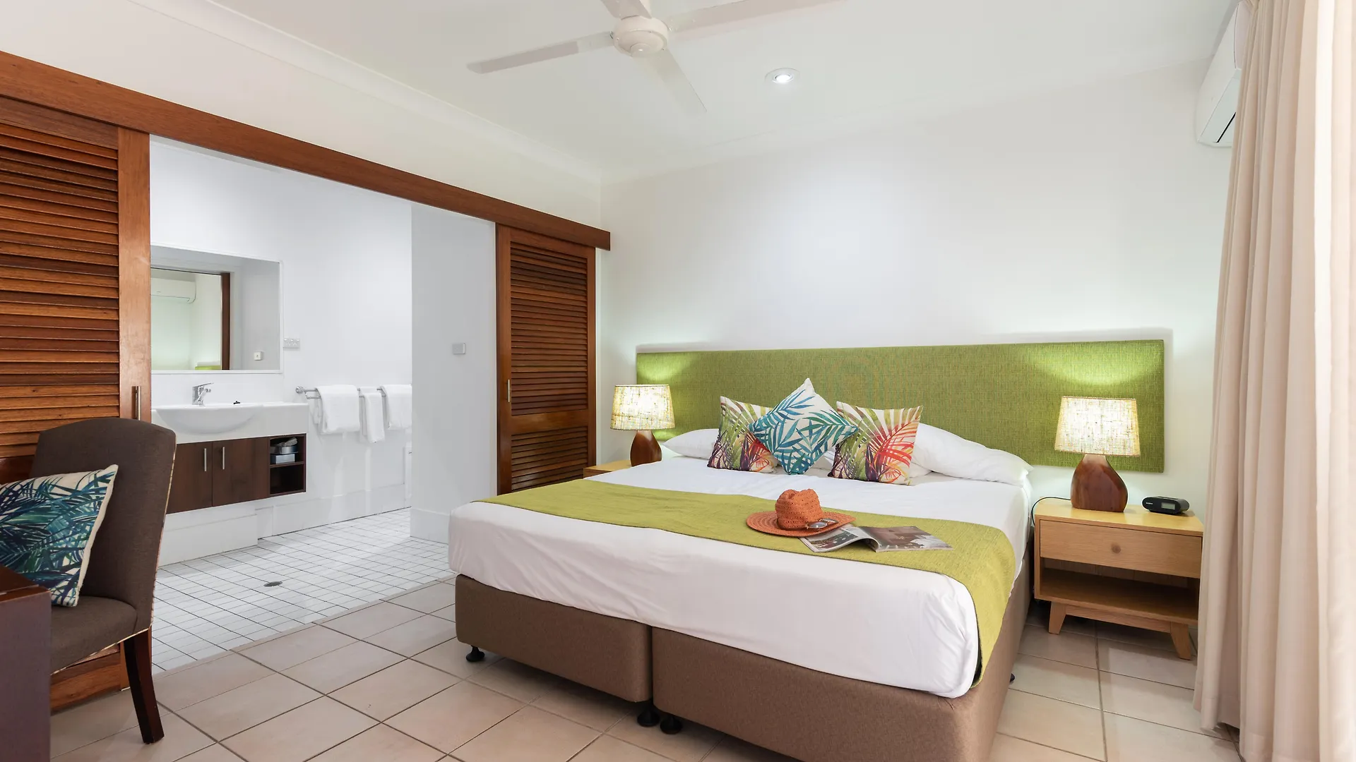 **** Semesteranläggning (resort) The Reef Retreat Palm Cove Hotell Australien