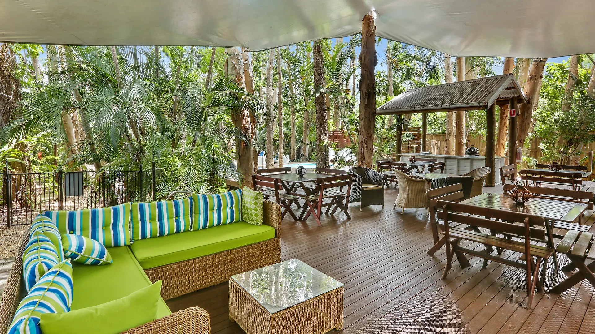 **** Semesteranläggning (resort) The Reef Retreat Palm Cove Hotell Australien